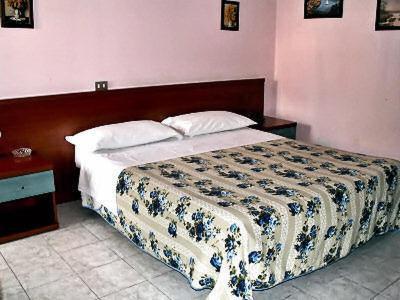 Hotel Rallye Milão Quarto foto